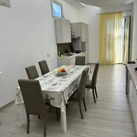 Leonardo Sicilian Casa Holiday home Riposto